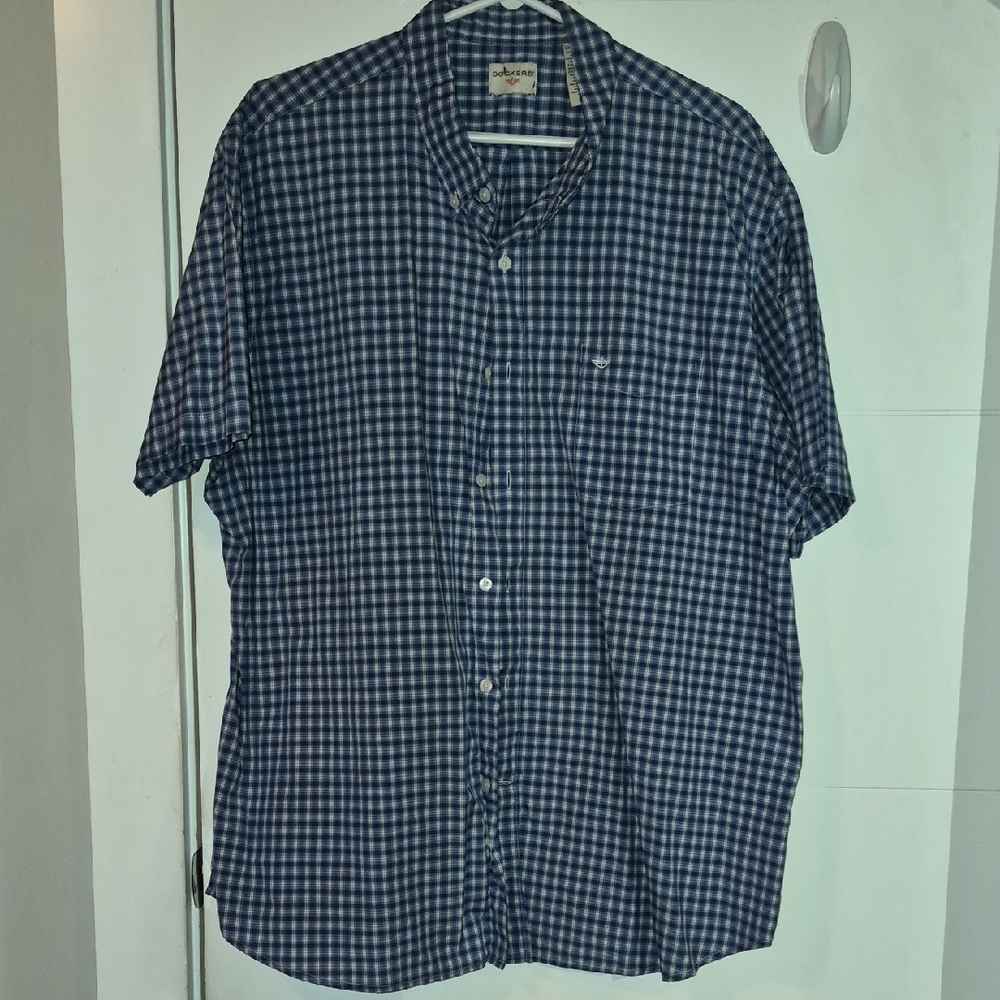 Dockers Blue and White Gingham Short-Sleeve Button-Down Shirt